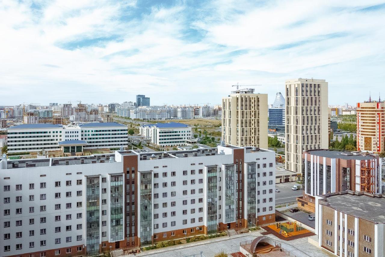 Apartment On Kabanbay Batyra Avenue 29 Астана Екстериор снимка